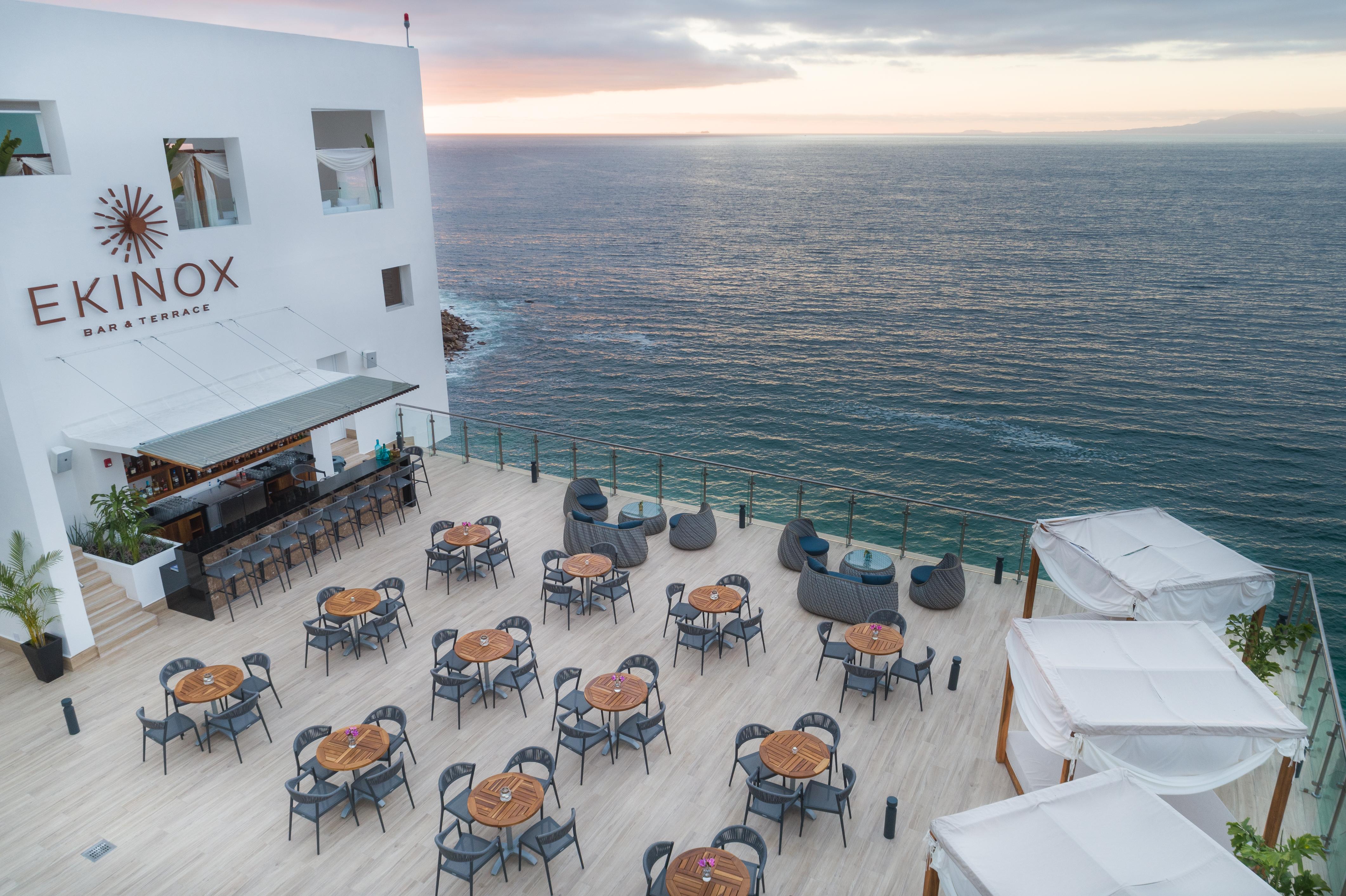 Grand Park Royal Puerto Vallarta Hotel Exterior photo